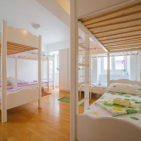 Cheap Sleep Marinero (Adults Only) Hostel Hvar Town Exterior photo