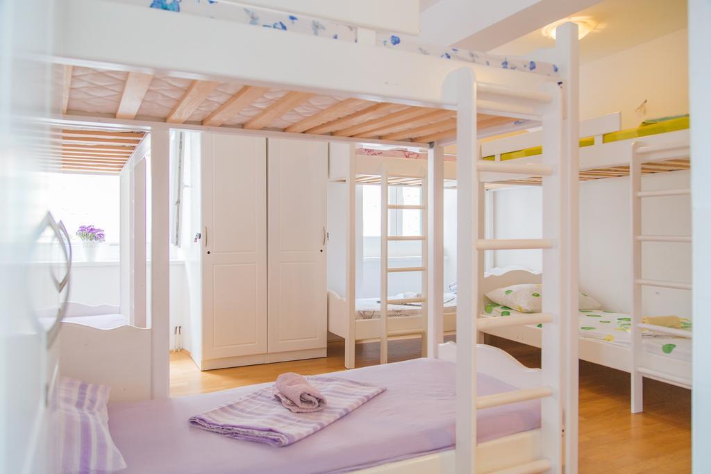 Cheap Sleep Marinero (Adults Only) Hostel Hvar Town Exterior photo
