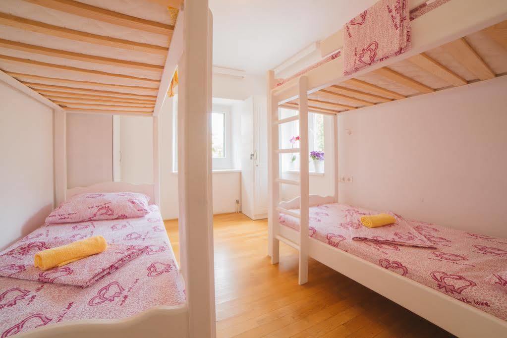 Cheap Sleep Marinero (Adults Only) Hostel Hvar Town Exterior photo